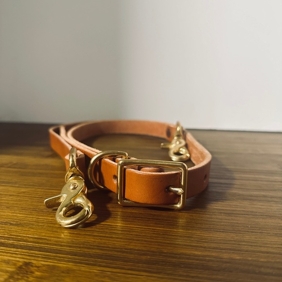 **SOLD—KMM & Co. Green Kodiak Leather Tote & Crossbody Bag - Picture 5 of 9